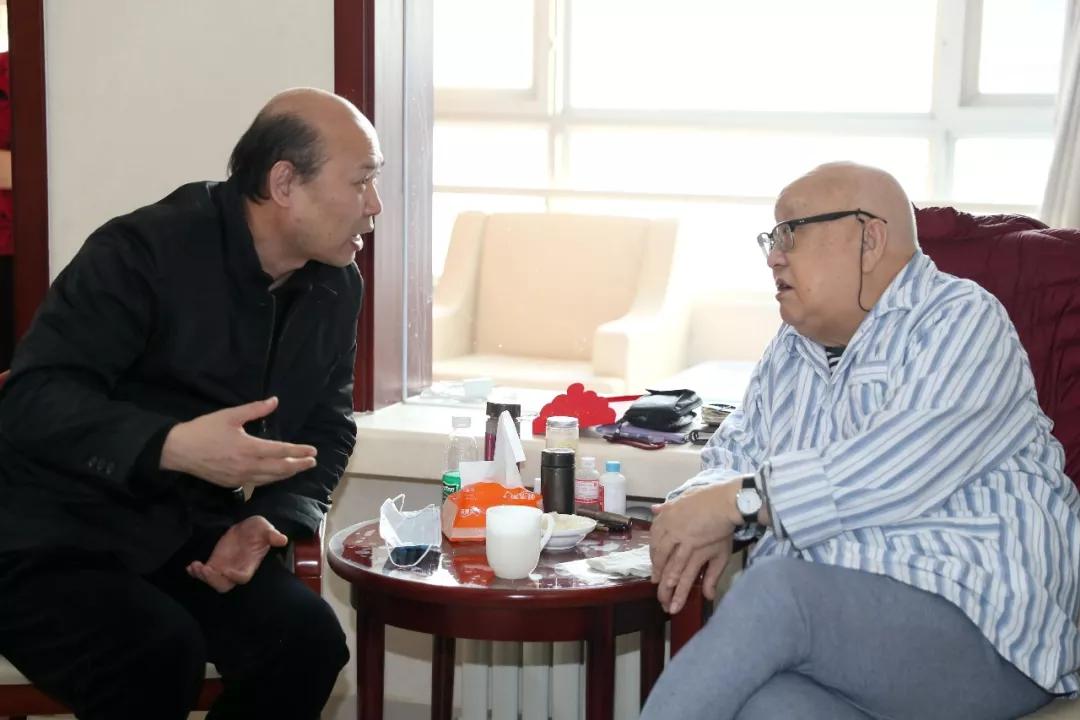 中国广东会贵宾厅集团党组成员走访慰问